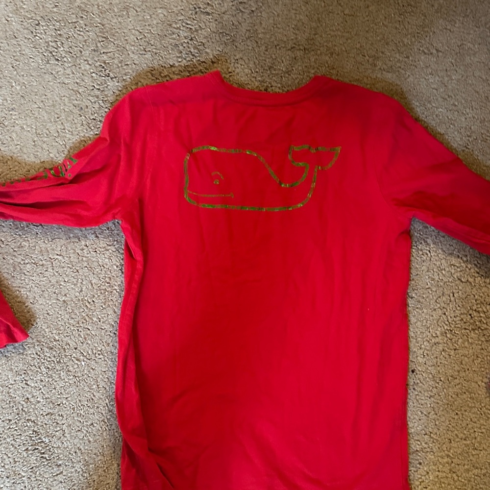 Vineyard Vines Red Whale Graphic Kids Shirt xl green metallic print